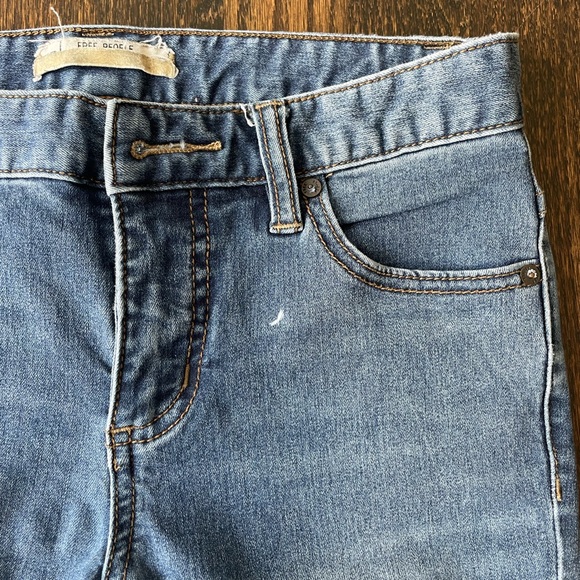 Free People GUC Jeans - Picture 3 of 8